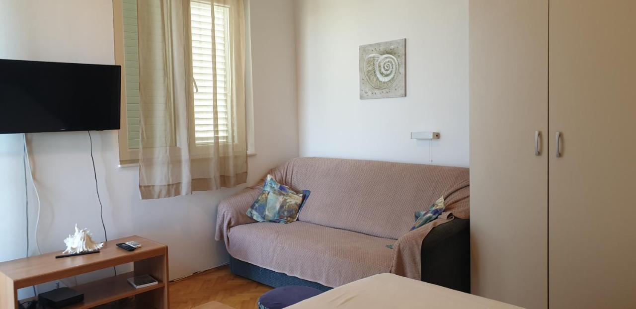 Pende Apartman Banjol Kültér fotó